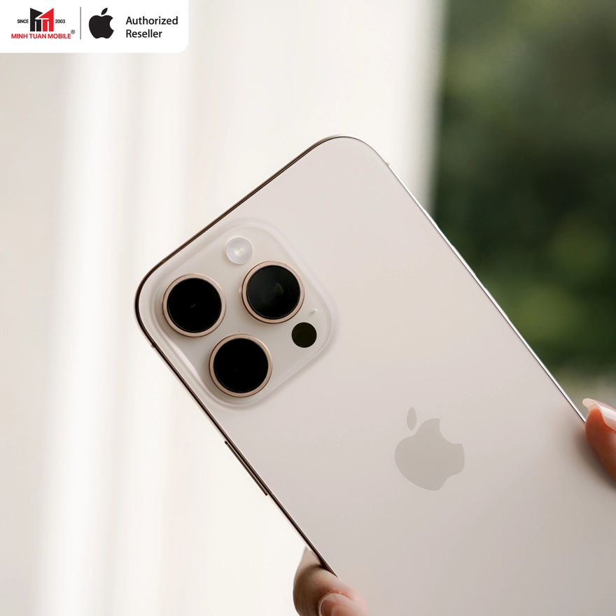 Tuổi Thân 2026 mua điện thoại màu gì để hóa giải xung khắc?