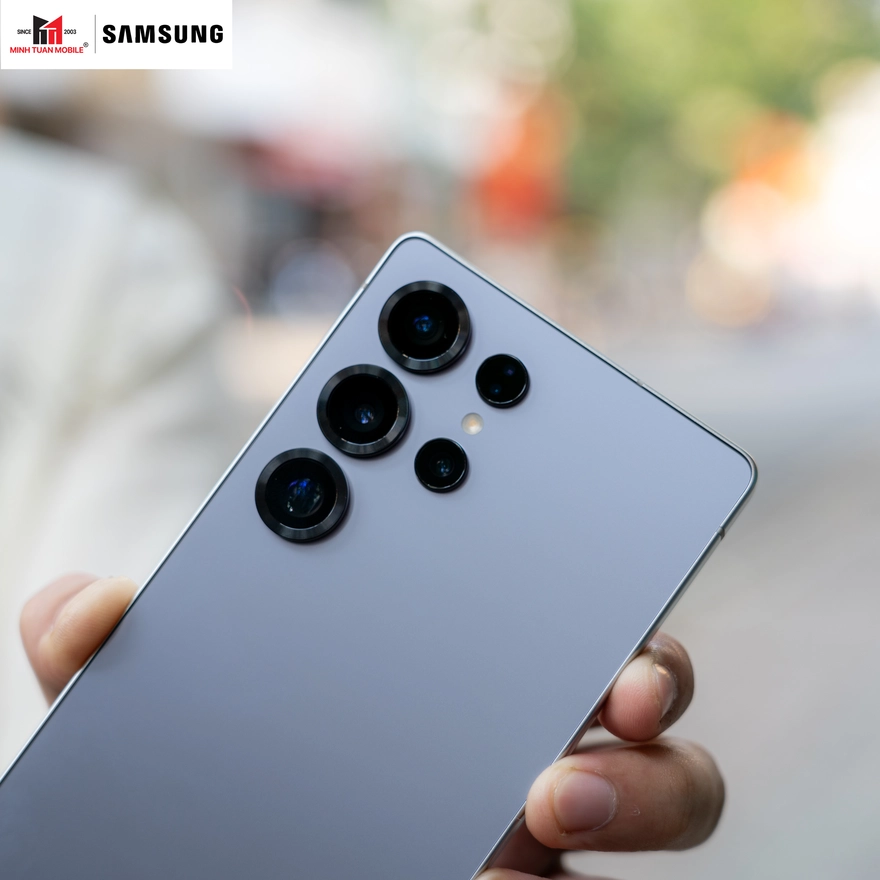 Tuổi Thân 2026 mua điện thoại màu gì để hóa giải xung khắc?