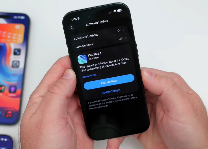So sánh iOS 26.2.1 và 26.3 Beta 3: Chọn an toàn hay pin trâu?
