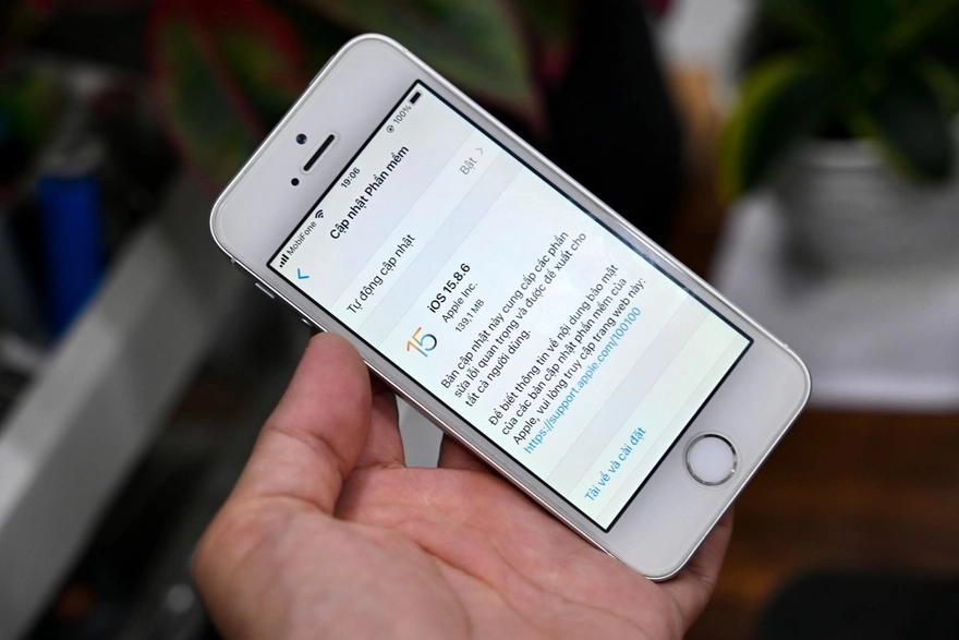 Apple ra mắt 4 bản vá iOS cho các dòng iPhone đời cũ