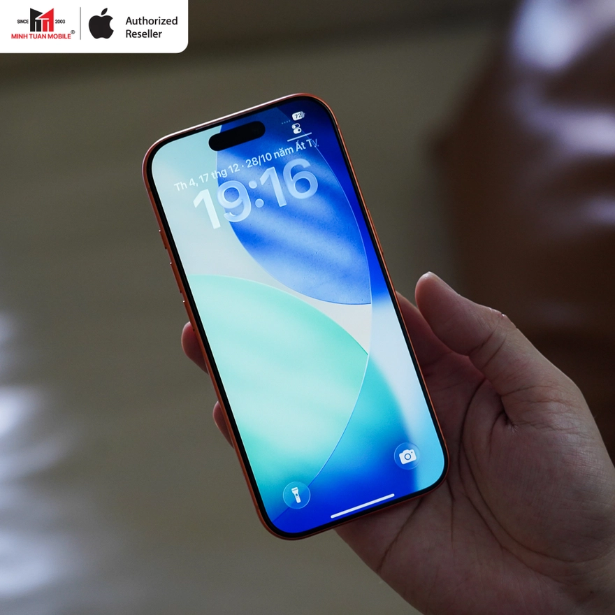 iPhone 17 Pro sau 4 tháng: Đáng mua hơn bản thường?