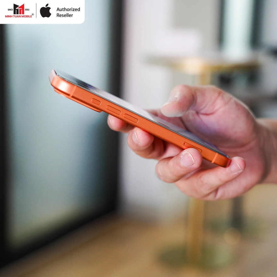 iPhone 17 Pro sau 4 tháng: Đáng mua hơn bản thường?