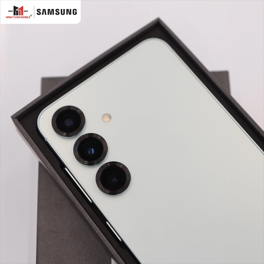 ]Tuổi Ngọ 2026 năm tuổi mua điện thoại màu gì giải hạn?