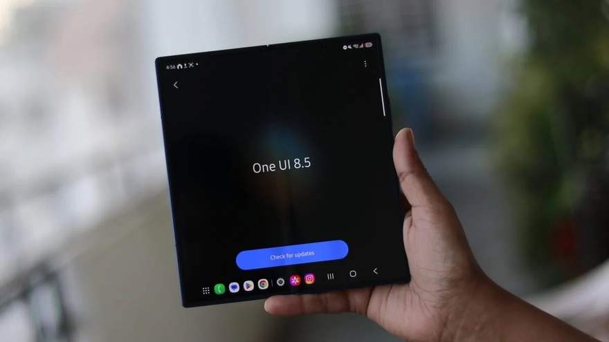 One UI 8.5 beta trễ hẹn, người dùng máy đời cũ tiếp tục chờ