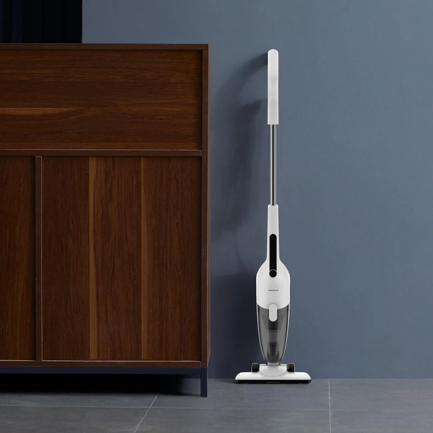 Dọn nhà Tết: Nên mua Robot hút bụi hay máy hút bụi cầm tay?