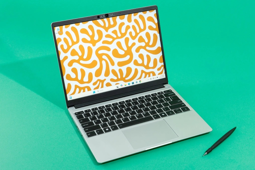 Laptop 8GB RAM liệu có còn đủ dùng trong năm 2026