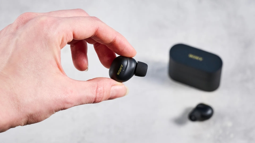 Sony cải tiến tai nghe WF-1000XM6 để dễ thay pin hơn