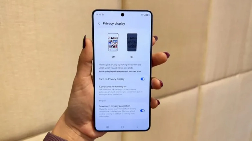 Privacy Display từng dành cho Galaxy S25 nhưng bị trì hoãn