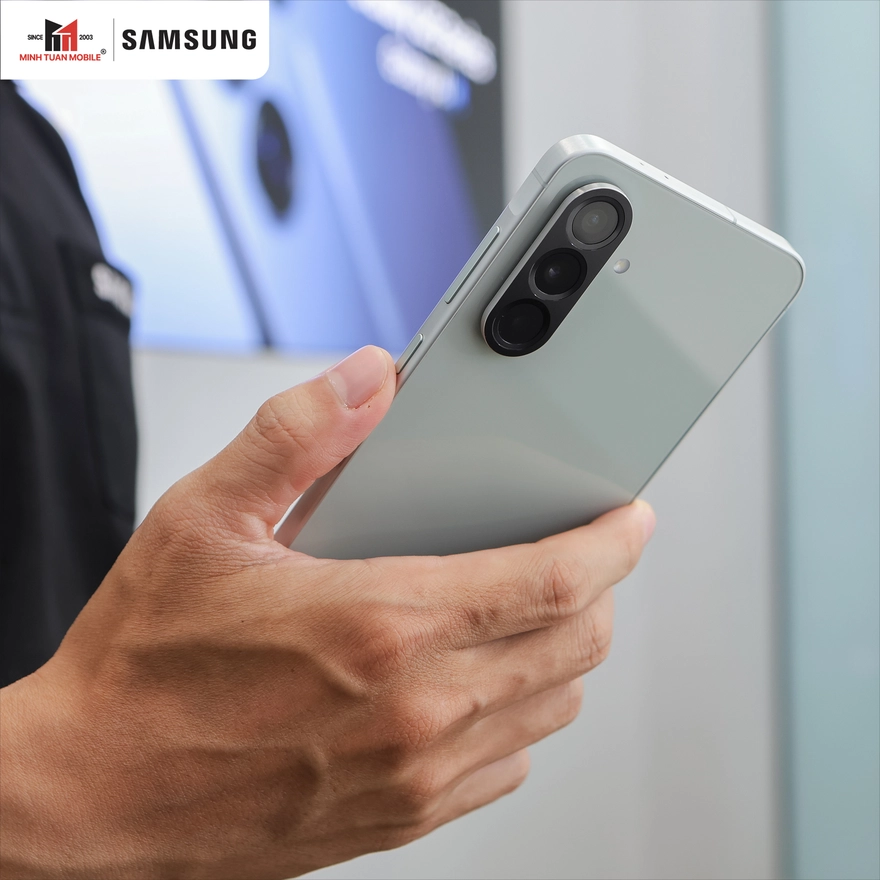 Loạt Galaxy A giá rẻ mới bắt đầu nhận bản vá tháng 2/2026