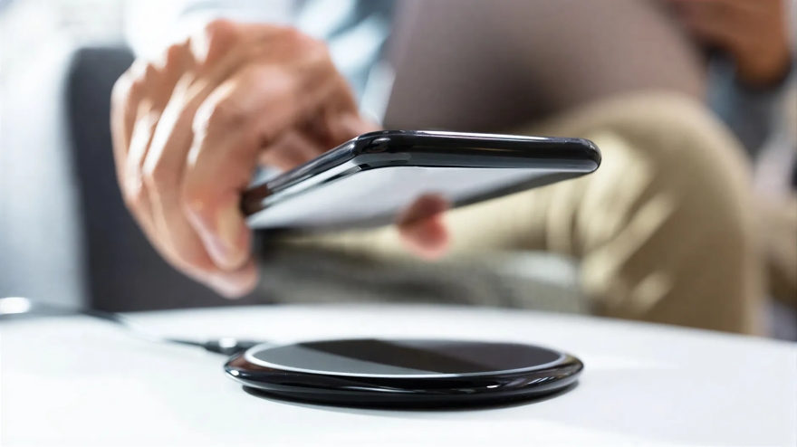 Sạc nhanh nhưng pin lên chậm, đâu là nguyên nhân