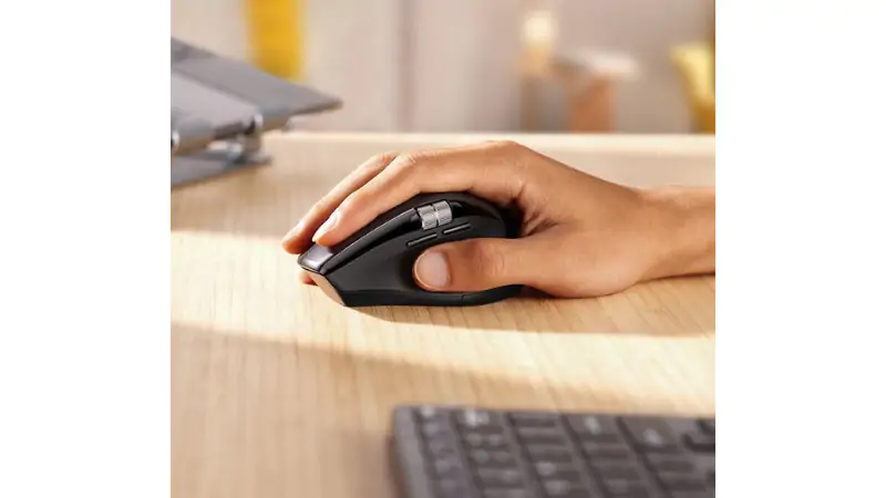 Thiết kế đứng 57 độ – Bảo vệ cổ tay