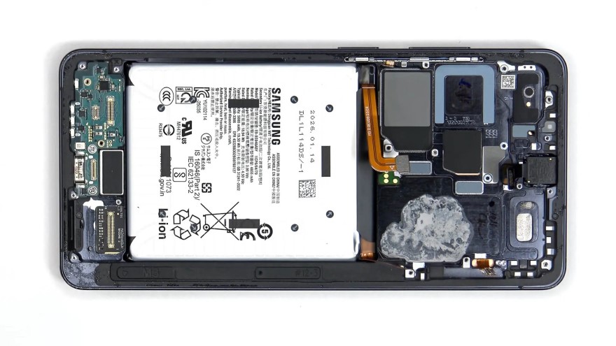 Galaxy S26 Ultra phát hiện bí mật tản nhiệt