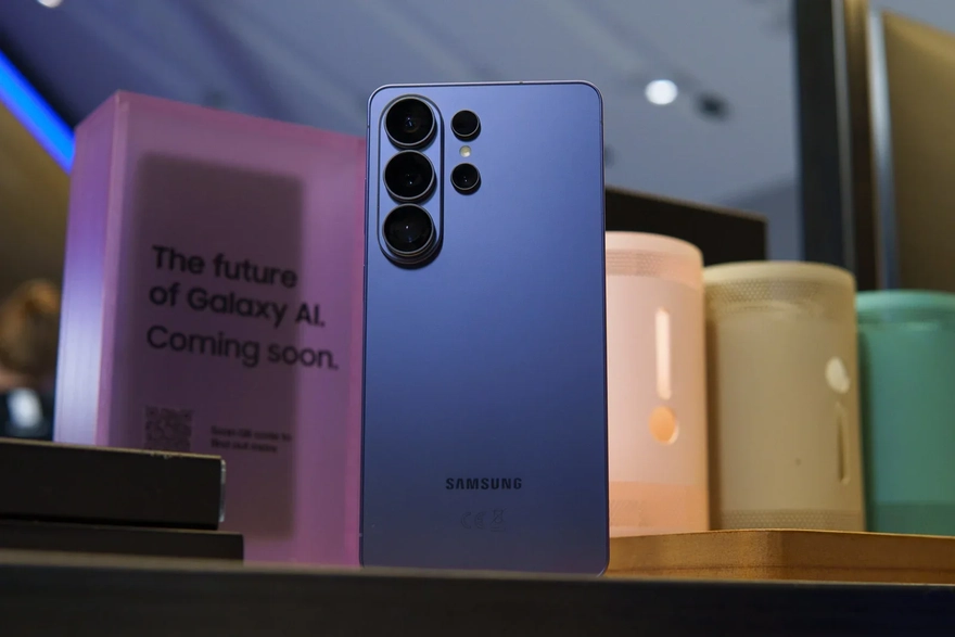 Galaxy S27 Ultra rò rỉ pin 12.000mAh: 