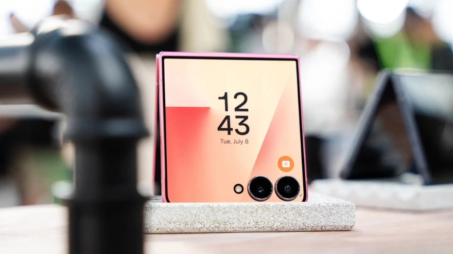 Thông tin pin Galaxy Z Flip8 khiến người dùng hụt hẫng