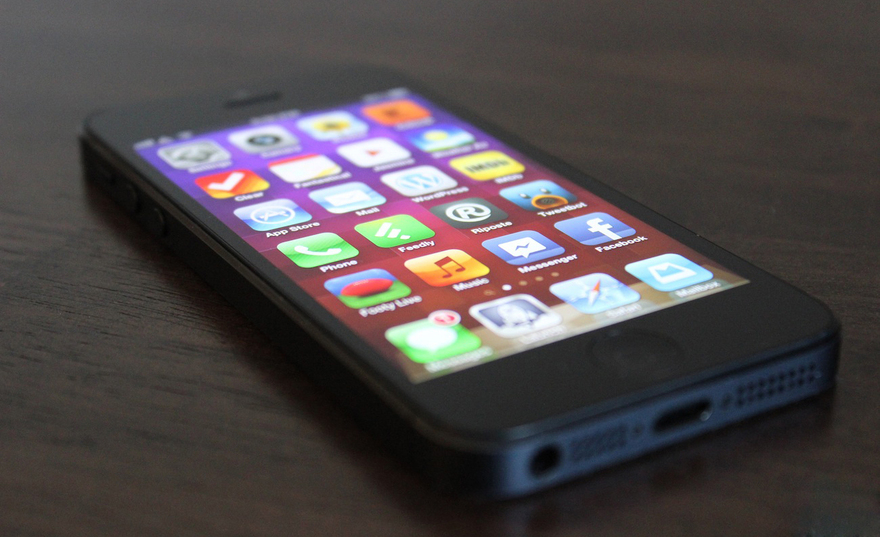 Apple ngưng sản xuất 2 dòng iPhone 