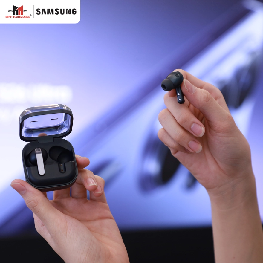 Galaxy Buds 4 Pro sau 1 tháng: Đeo cực êm, bass cực đã!