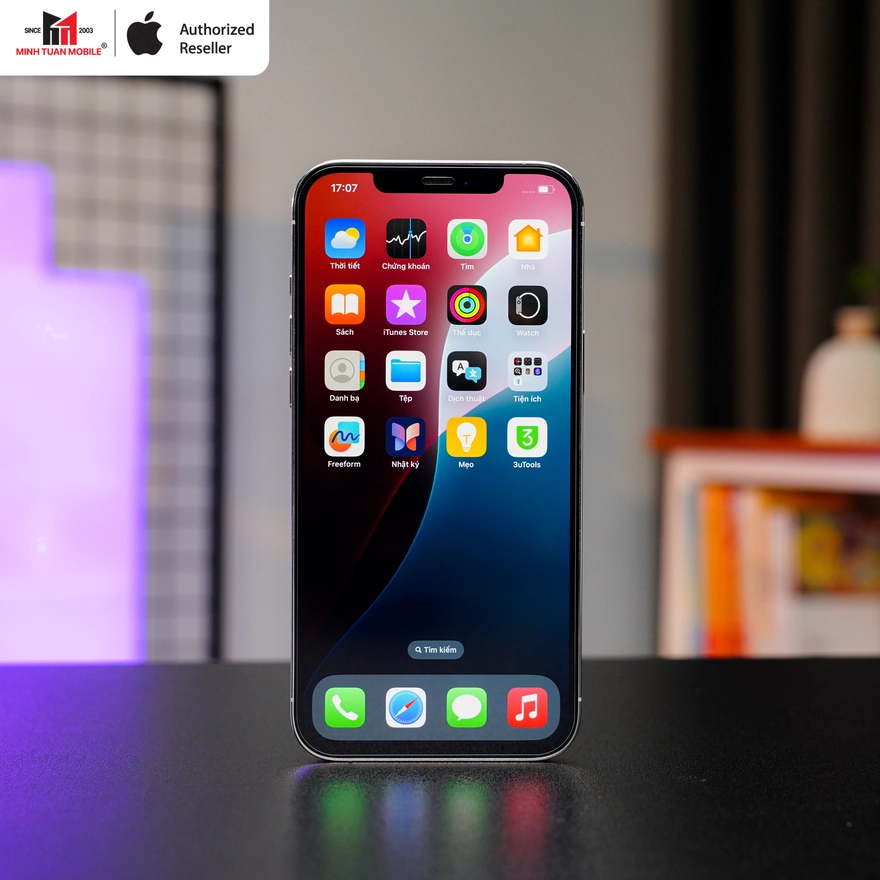 Sinh viên nên mua iPhone cũ nào dùng tốt 4 năm đại học?