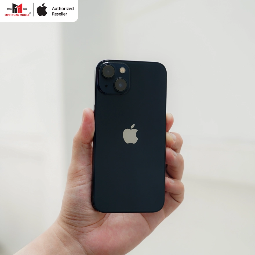 Sinh viên nên mua iPhone cũ nào dùng tốt 4 năm đại học?