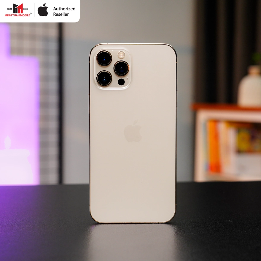 Sinh viên nên mua iPhone cũ nào dùng tốt 4 năm đại học?