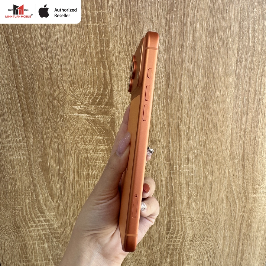 iPhone 17 Pro Max cũ từ 33 triệu: Sở hữu smartphone cao cấp