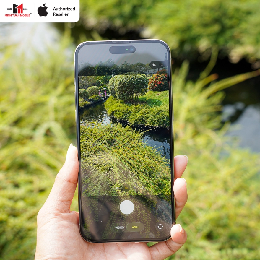 iphone-17e-moi-va-iphone-15-pro-max-cu-chon-may-nao