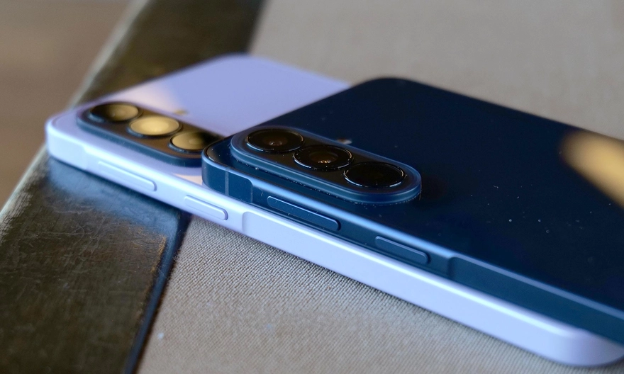 Galaxy A57 5G vs Galaxy A37 5G: Chênh 2,2 triệu đổi lấy gì?