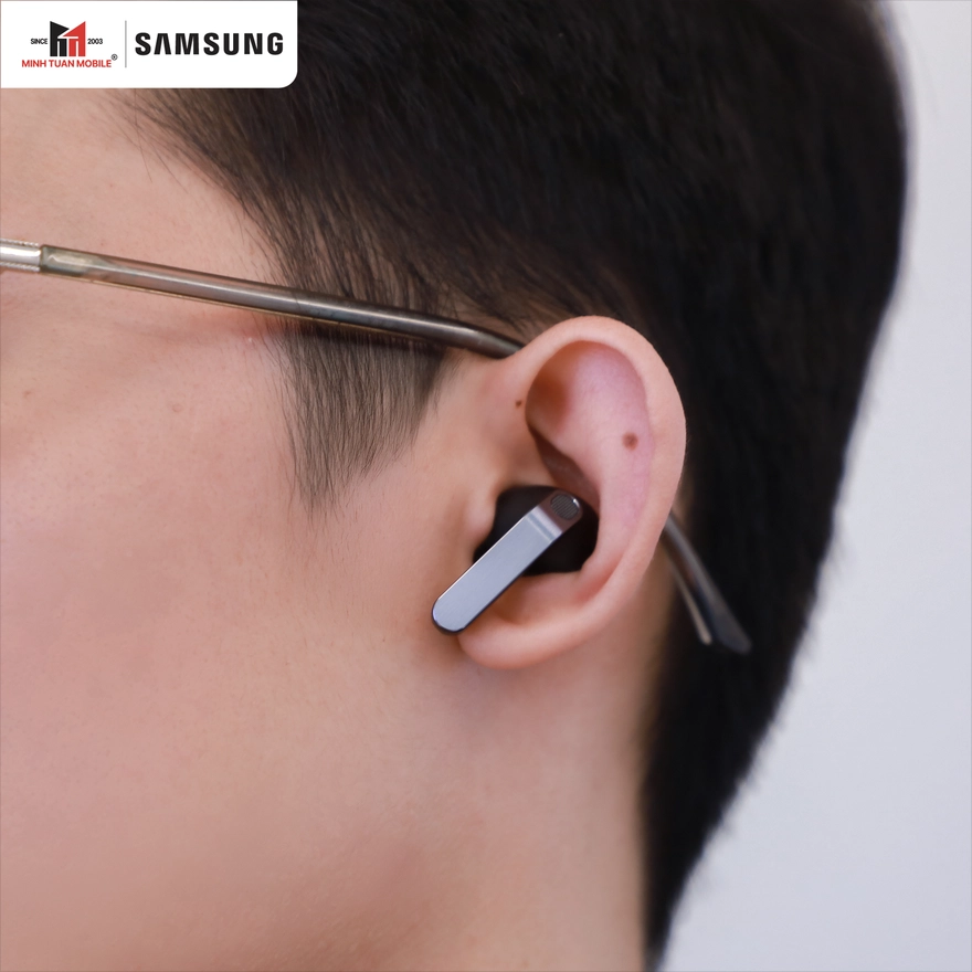 Galaxy Buds4 Pro giúp hết say xe chỉ bằng một ứng dụng