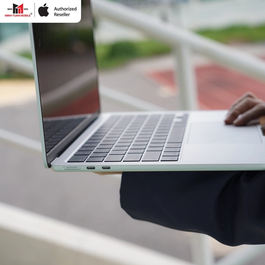 Bảng giá MacBook tháng 4/2026: Trả góp 0%, ưu đãi thêm HSSV