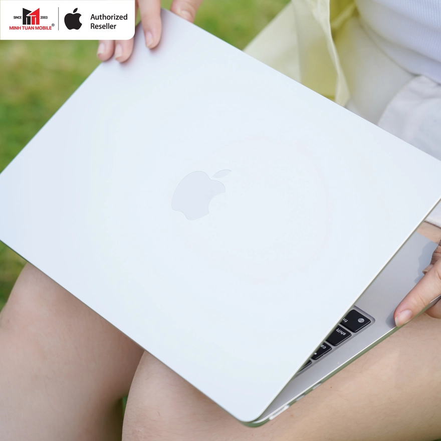 Bảng giá MacBook tháng 4/2026: Trả góp 0%, ưu đãi thêm HSSV