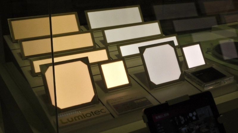 Màn hình OLED là gì? Cấu tạo, ưu nhược điểm thực tế 