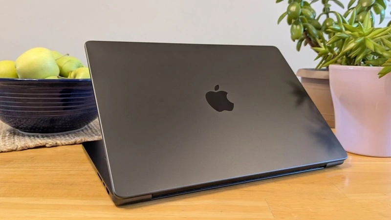 Thời lượng pin khi hoạt động công suất tối đa