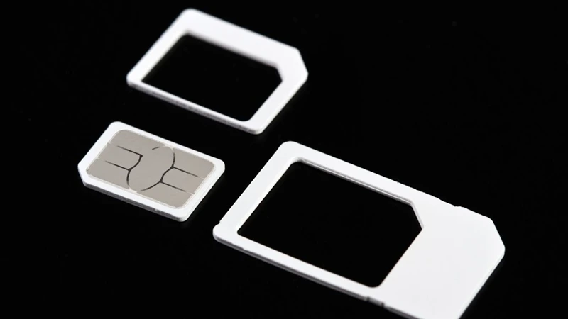 Nhường không gian cho dung lượng pin và tản nhiệt