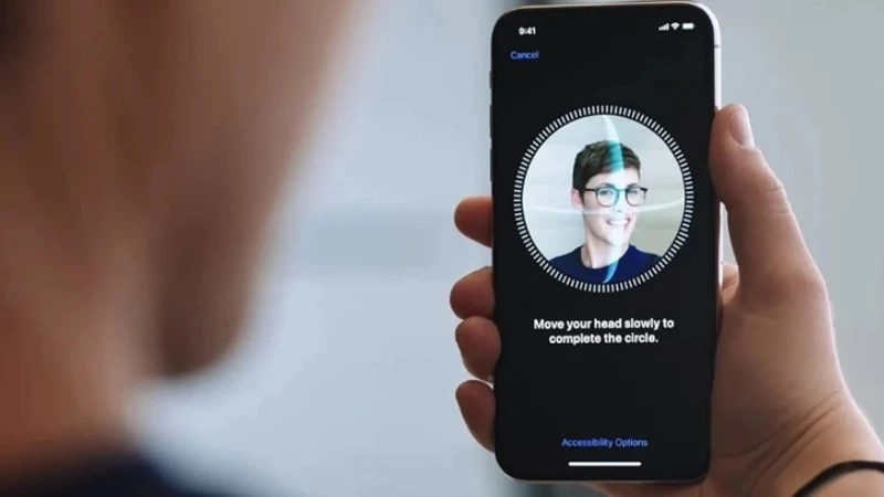 Rủi ro khi tự can thiệp phần cứng và cam kết từ dịch vụ ủy quyền