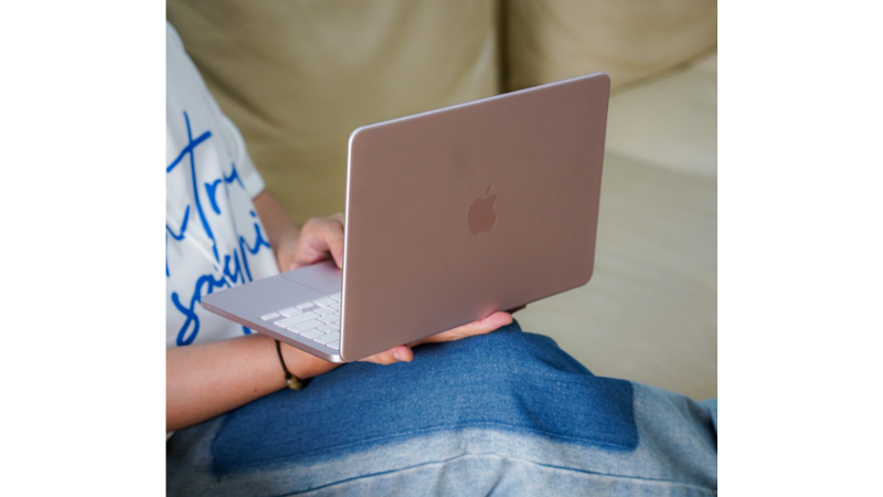 MacBook Neo và laptop Windows cùng tầm giá 16–19 triệu
