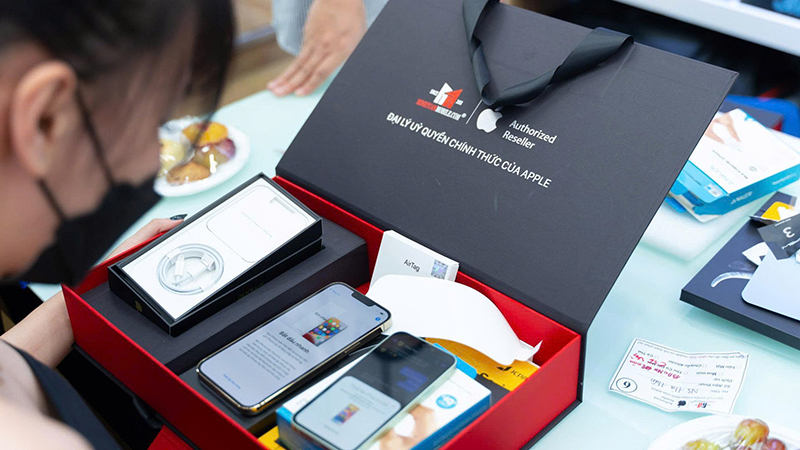 Mua iPhone cũ chính hãng tại Minh Tuấn Mobile