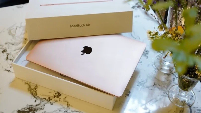 Tổng hợp các dòng MacBook màu hồng ưa chuộng nhất hiện nay