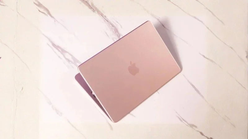 Tổng hợp các dòng MacBook màu hồng ưa chuộng nhất hiện nay