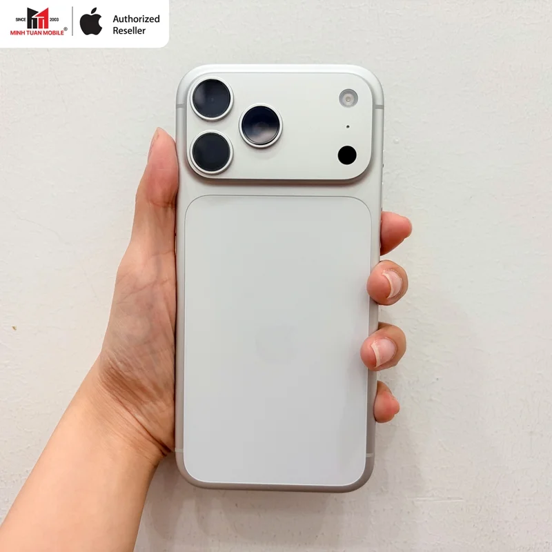 Săn iPhone 17 Pro Max Sliver giảm giá khung giờ vàng