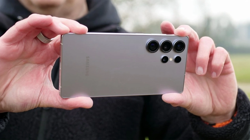 Galaxy S27 Pro: Cấu hình Ultra, Thân hình Compact