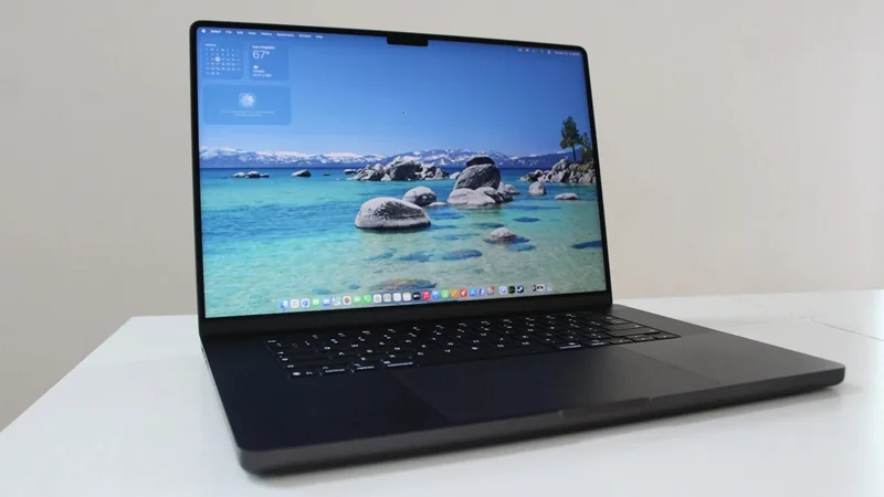 Ưu đãi giờ vàng cho MacBook Air M5 và MacBook Pro M5