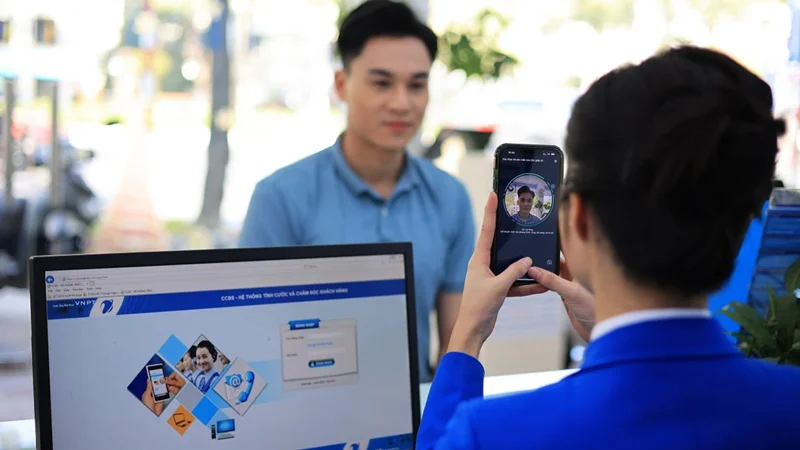 Cách mở lại SIM bị khóa tại cửa hàng giao dịch