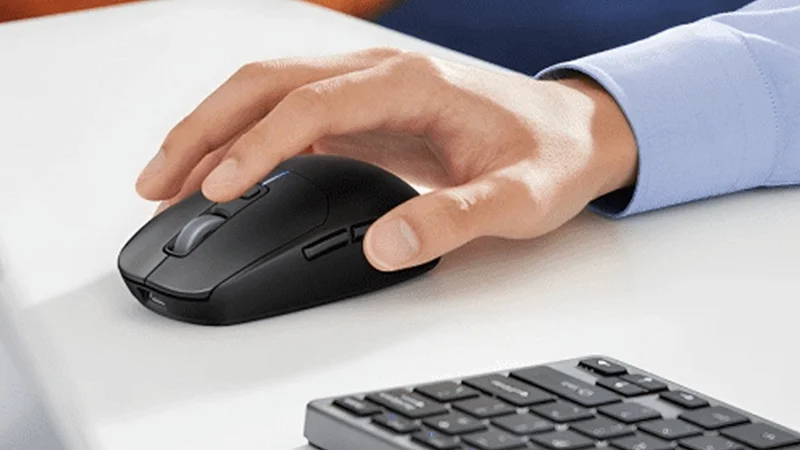 Thiết bị số và phụ kiện công nghệ ICT trợ giá mùa tựu trường