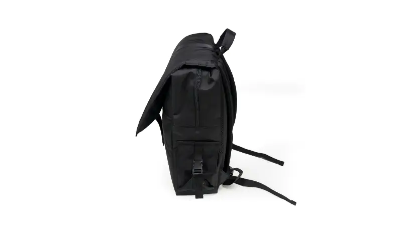 Chất liệu 900PU bền bỉ, hạn chế thấm nước