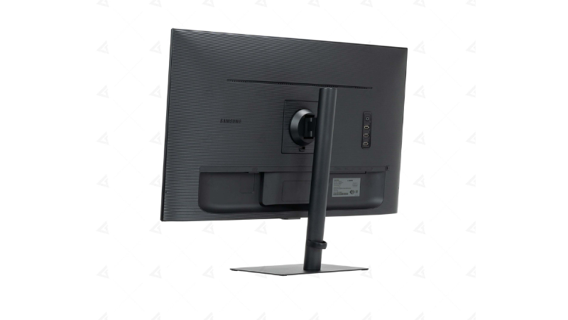 Ưu tiên các cổng kết nối hiện đại chuẩn USB-C hỗ trợ sạc nhanh