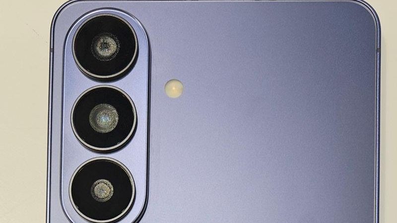 Galaxy S Plus cân bằng giữa hiệu năng và trải nghiệm