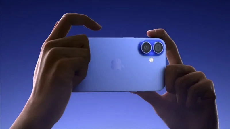 iPhone 16 mang lại cảm giác cầm nắm thoải mái bằng một tay