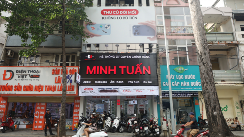 cửa hàng iPhone Quận 1
