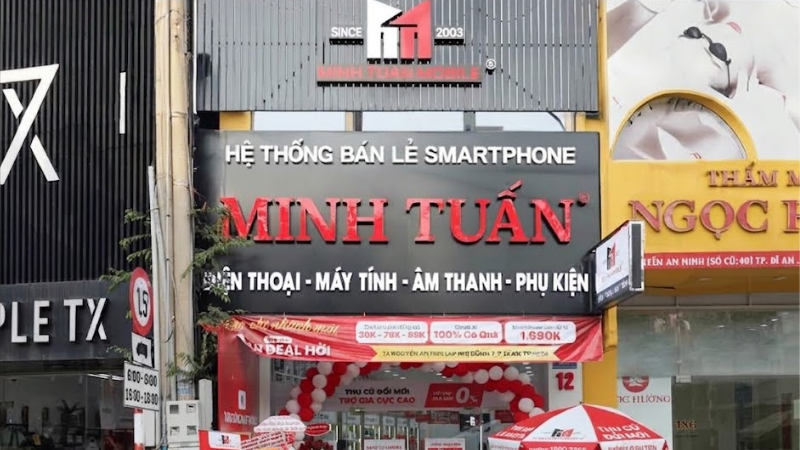 Cửa hàng iPhone tại Bình Dương