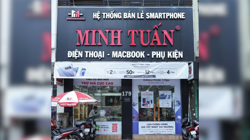 Cửa hàng iPhone Minh Tuấn Mobile tại Quận 4