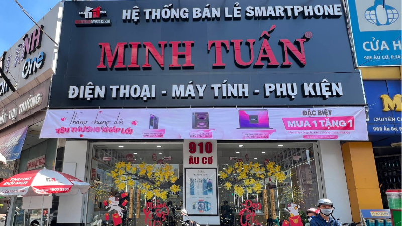Cửa hàng iPhone Minh Tuấn Mobile tại Tân Bình